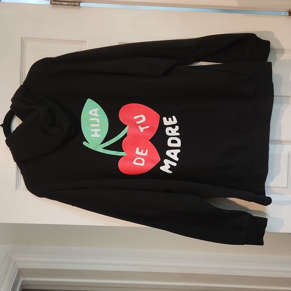 Hija De Tu Madre Preowned 2X Black Cherry sweatshirt, see photos for wear & tear